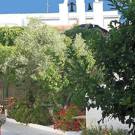 Captain Manolis Hotel 2*
