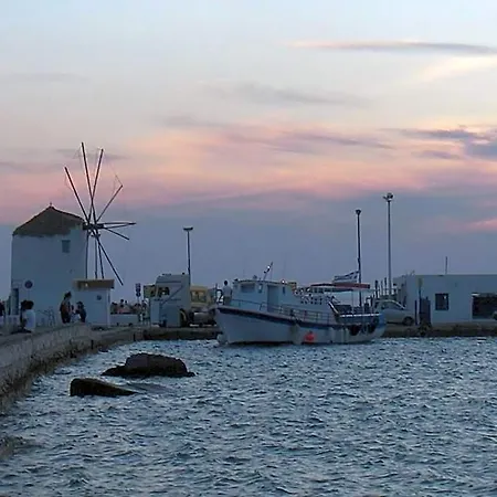 Hotel Captain Manolis Parikia (Paros)